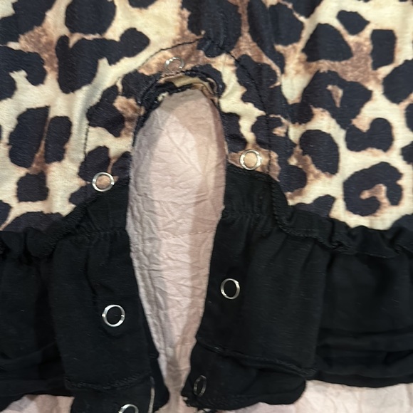 Animal print romper - Picture 2 of 3